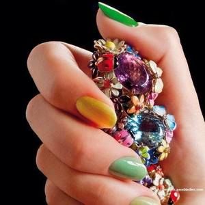 Meet your Posher, Azhaar